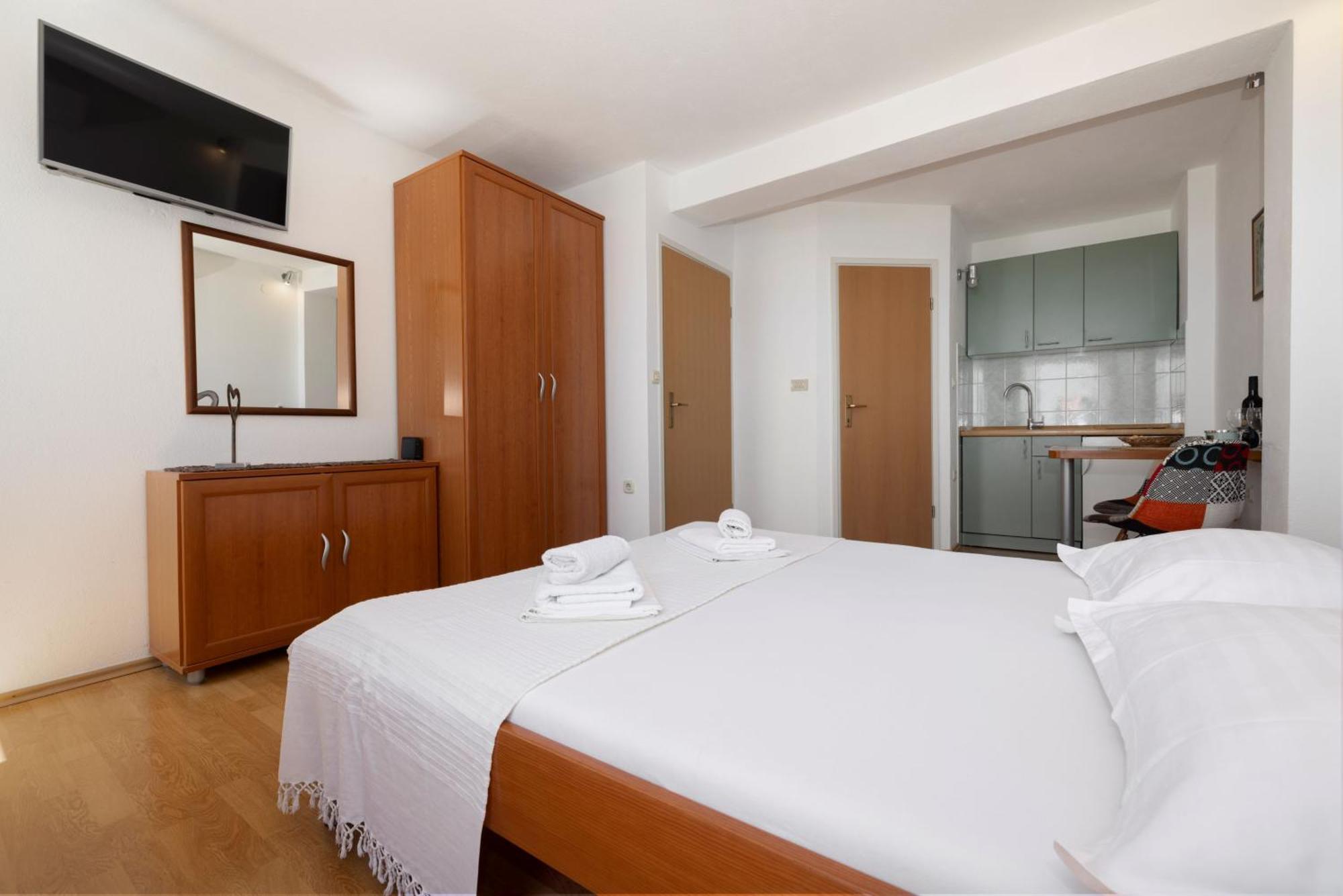 Jasminka Apartments Podgora Exterior photo